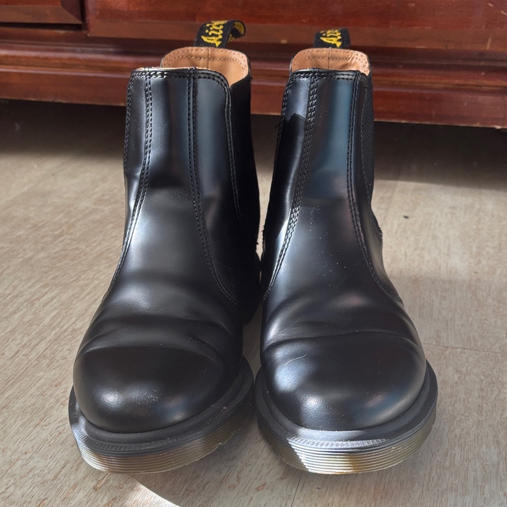 Dr. Martens Black Leather Chelsea Boots